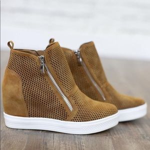 charlotte wedge sneaker